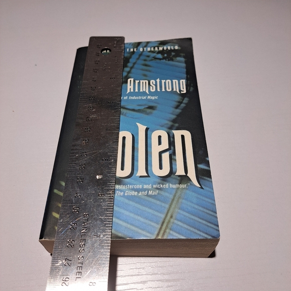 Stolen by Kelley Armstrong Paperback Book - Picture 7 of 7